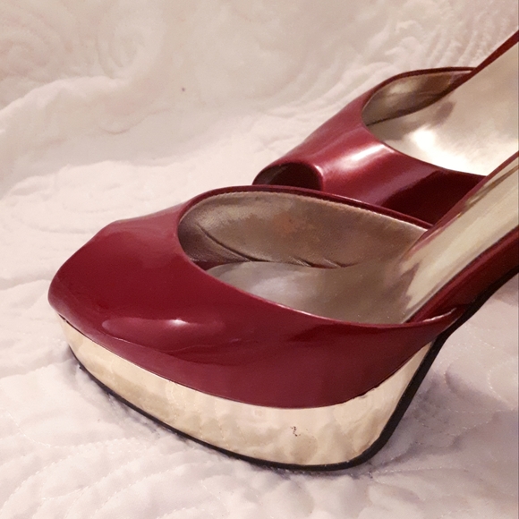 Guess Peeptoe Heels. Size 7M - Picture 2 of 4